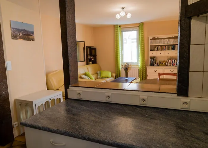 Maison Agreable En Centre Historique Tatil Evi *